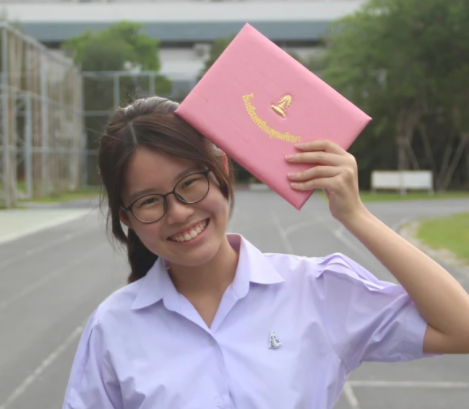อ้อ ณภร พงศ์ประสบชัย